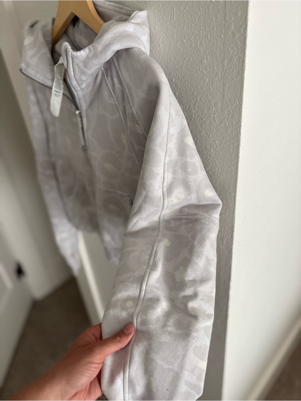 Lululemon Scuba Oversized half zip. - Picture 5 of 7